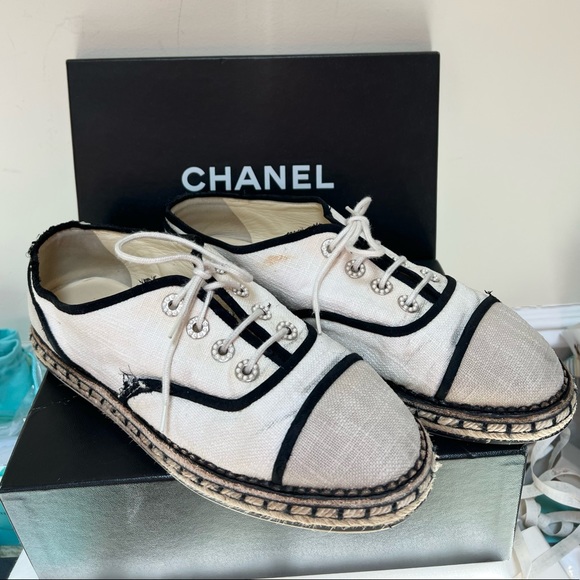 CHANEL Shoes - 🔴🆑Authentic CHANEL Shoes 🆑🔴❤️